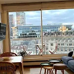 Tour Eiffel - Studio Vue Imprenable Au-Dessus Des Toits, Balcon