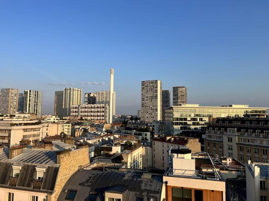 Tour Eiffel - Vue Imprenable Au-dessus Des Toits, Balcon Apartment Paris